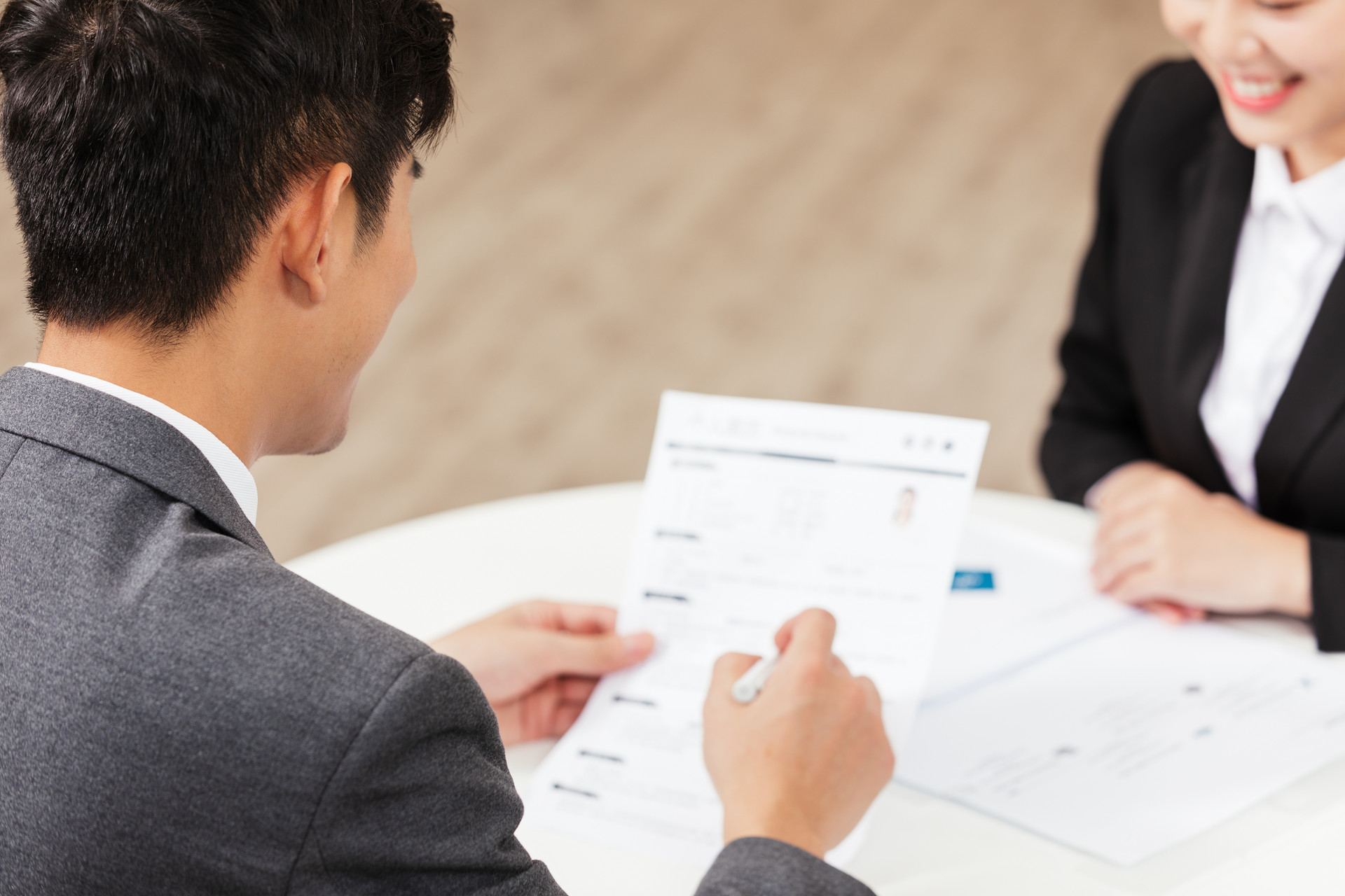 摄图网_501529648_banner_面试官看简历（企业商用）